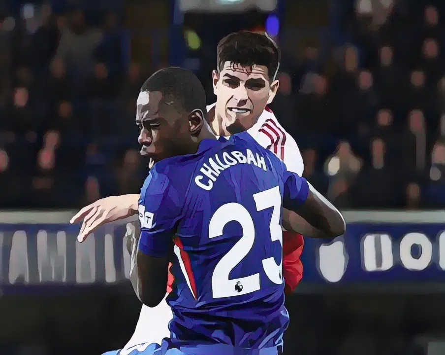 Arsenal’s Piero Hincapié collides with Chelsea’s Trevoh Chalobah